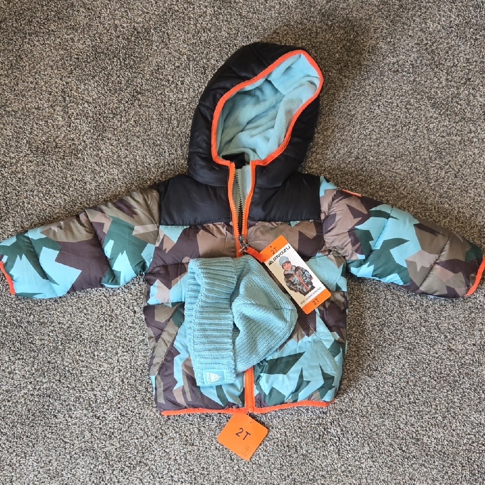 Snozu Camouflage Jacket with Teal Beanie